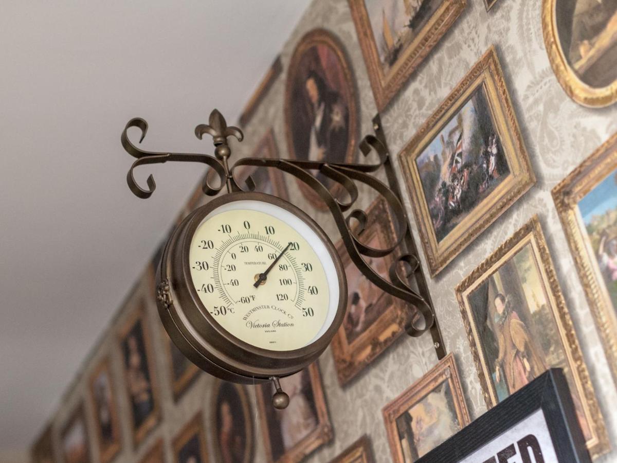 Canongate Luxury Homestay Эдинбург Экстерьер фото