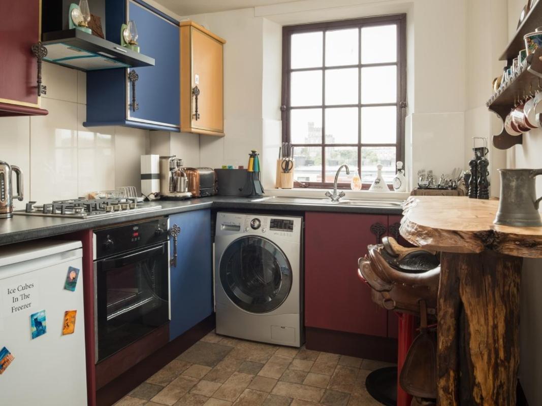 Canongate Luxury Homestay Эдинбург Экстерьер фото